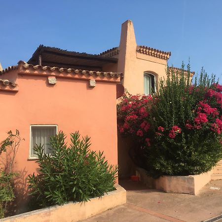 Appartamenti Costa Rossa Cala Rossa Isola Rossa Extérieur photo