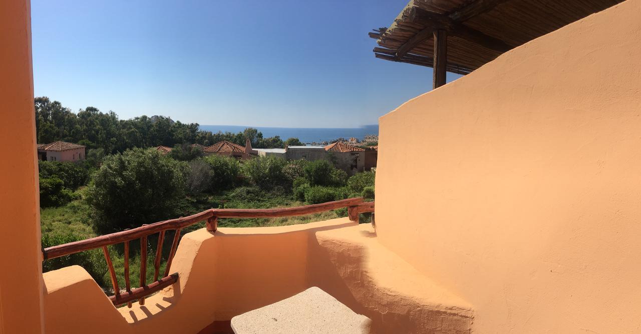 Appartamenti Costa Rossa Cala Rossa Isola Rossa Extérieur photo